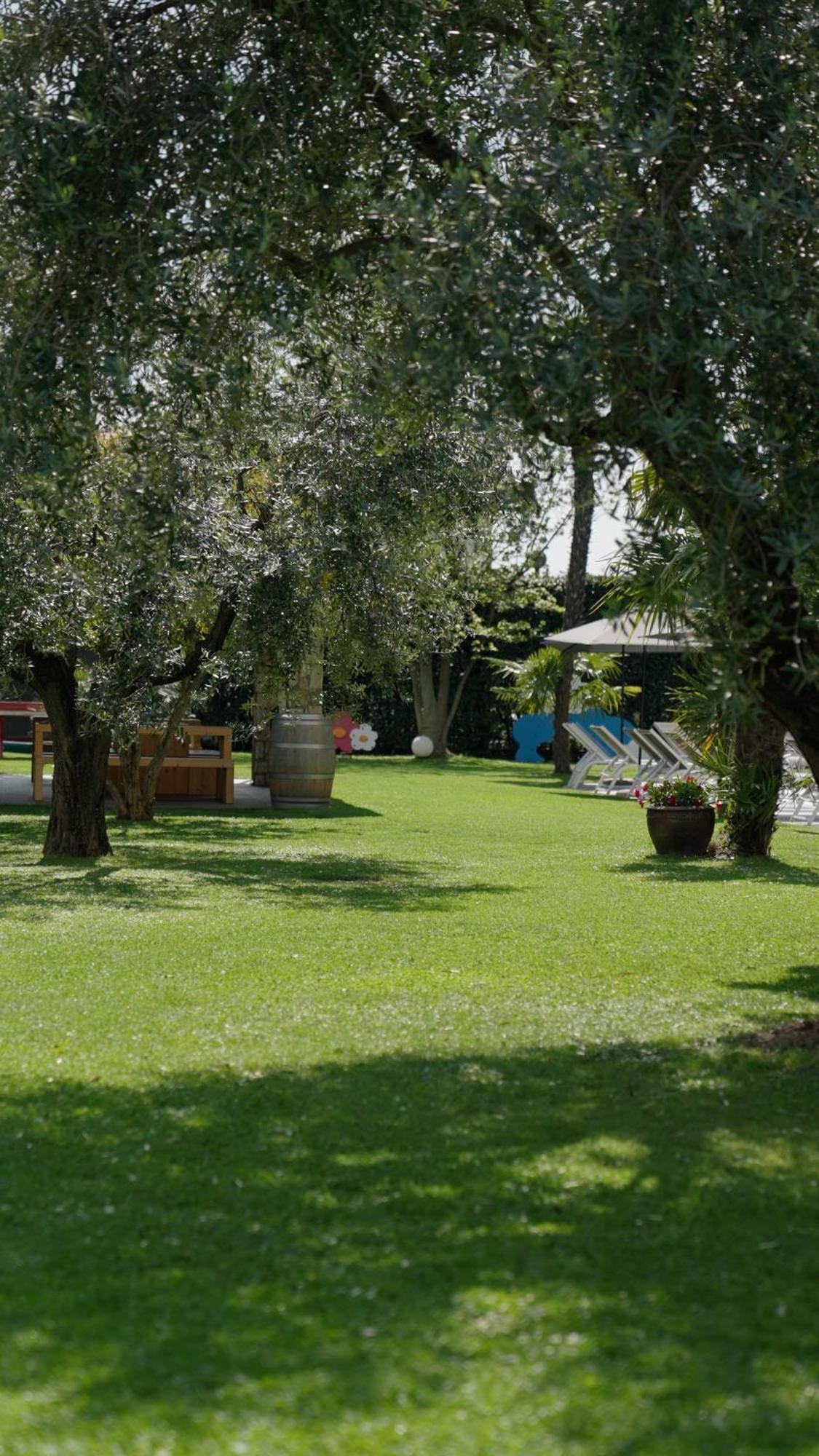 Residence Verdeblu Arco Exterior foto